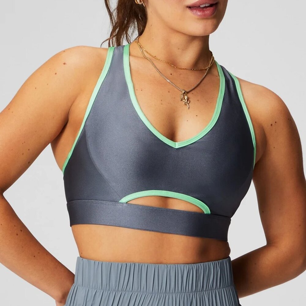 Fabletics Low Impact Keyhole Sports Bra --- Size Small